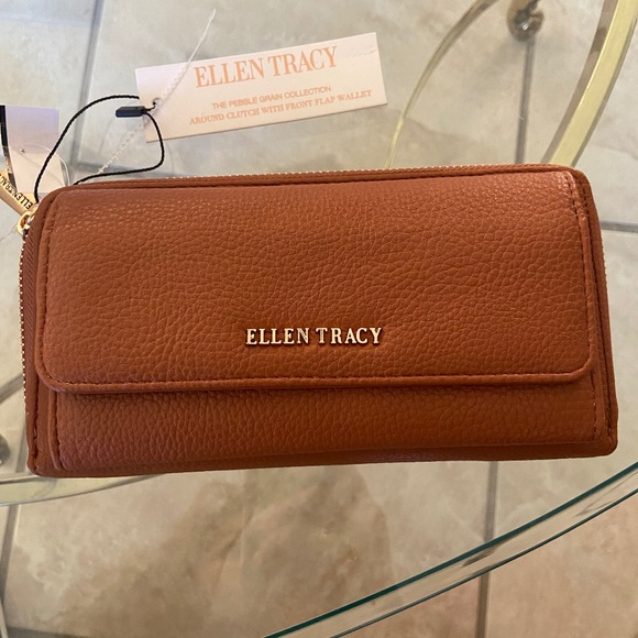 Wallet - Picture 1 of 1